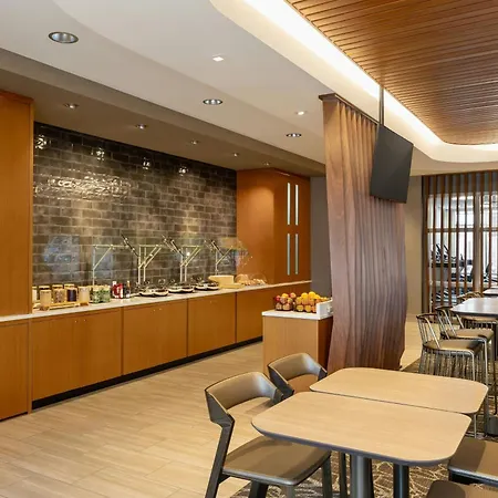 Springhill Suites By Marriott Fargo