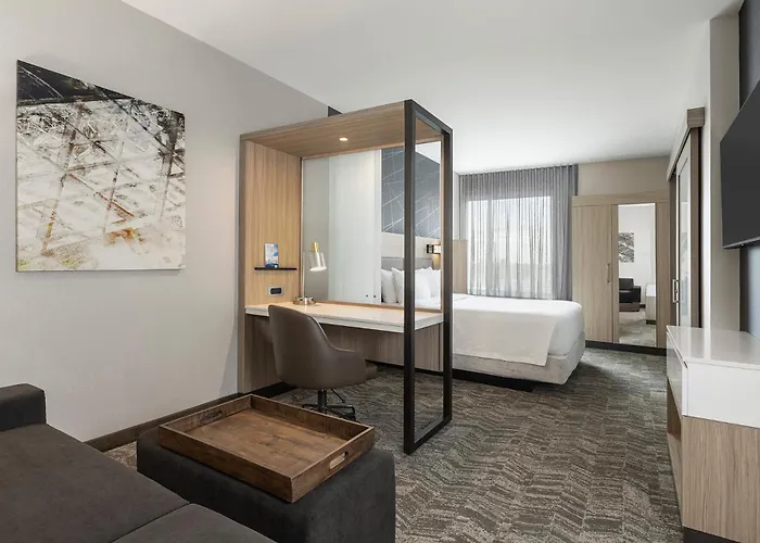 Springhill By Marriott Hotel 3*